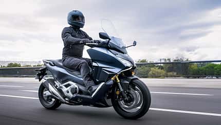 Honda Forza 750