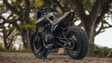 Smoked Garage Royal Enfield Himalayan SG 411