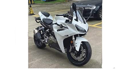 Benelli/QJMotors 550