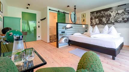 Al Plan Hotel Motorrad-Themenzimmer