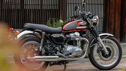 Kawasaki W800 2022