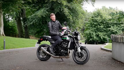 Jonathan Rea Motorradführerschein erstes Motorrad Kawasaki Z 900 RS