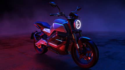 Niu RQi