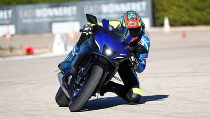 Yamaha R7 Top-Test