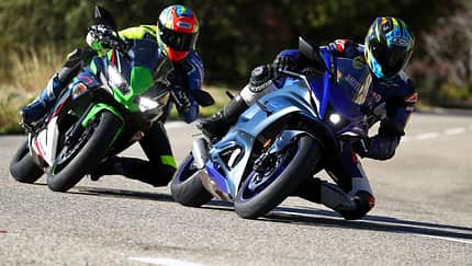 Kawasaki Ninja 650, Yamaha R7 Vergleichstest