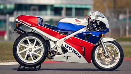 Honda VRF 750 RC 30 Silverstone 2 Kilometer