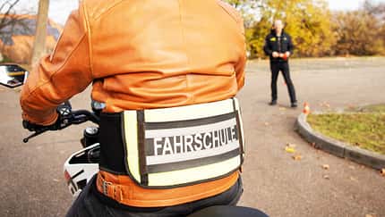 Alle Kosten, Klassen & Voraussetzungen