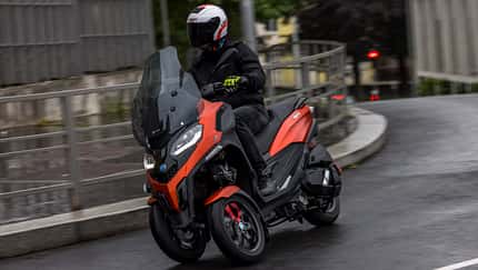 Piaggio MP3 2022