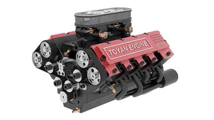 2 Kilo V8 mit 4 PS