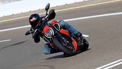 Ducati Diavel V4 Fahrbericht