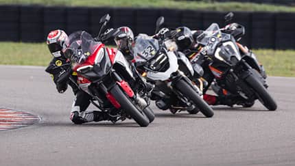 Metzeler Sportec M9 RR für Reiseenduros im PS-Test (12/2022)