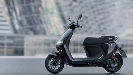 Segway E 300 SE 125er-Elektroroller