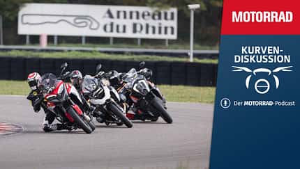 Reiseenduros auf der Rennstrecke