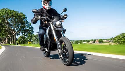E-Motorrad – worauf muss ich beim Versichern achten?