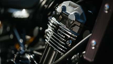 Kawasaki Z 900 RS und Yamaha XSR 900 Retro-Bikes im Vergleich