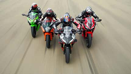 Kawasaki Ninja 400, KTM RC 390, CFMoto 450 SR, Honda CBR 500 R Vergleichstest