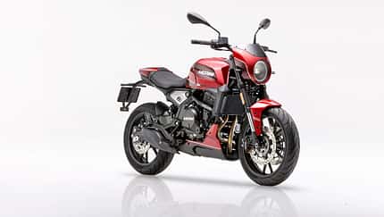 Moto Morini Seiemmezzo STR mit SP-Kit (06/2024)