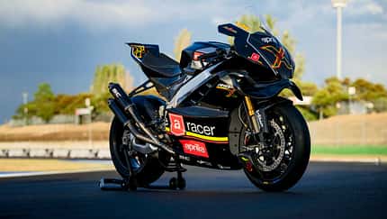 Aprilia RSV4 X ex3ma