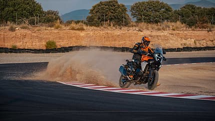 KTM 1390 Super Adventure S Evo KTM 1390 Super Adventure S Evo