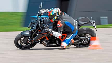 KTM 1390 Super Duke R Evo Top-Test