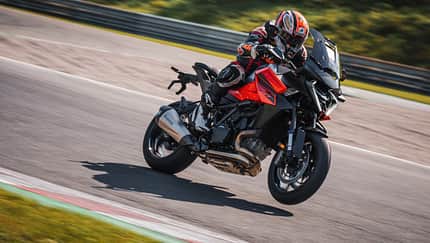 KTM 1390 Super Duke GT (2025)