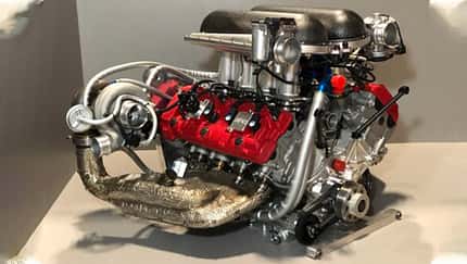 V8 gebaut mit 2 Zylinderköpfen der Suzuki GSX-R 1300 Hayabusa