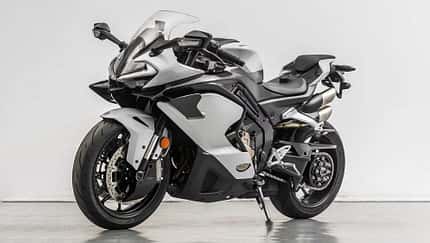 CFMoto 750 SR