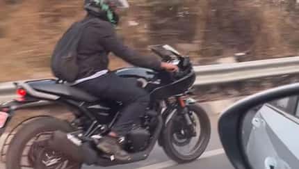 Triumph Thruxton 400