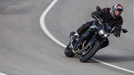 Kawasaki Z 900 (2025) Fahrbericht
