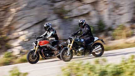 Test BMW R12 NineT vs. Triumph Speed Twin 1200 Rs Test BMW R12 NineT vs. Triumph Speed Twin 1200 Rs