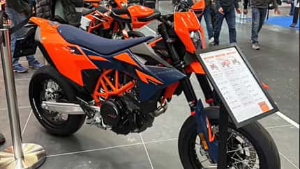 KTM 690 SMC R (2025)