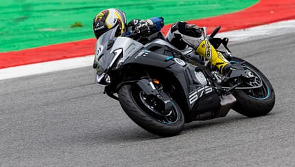 CFMoto 675 SR-R Fahrbericht