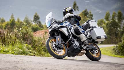 CFMoto 700 MT (2025) CFMoto 700 MT (2025)