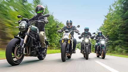 Benelli Leoncino 800,  CFMoto 700 CL-X Heritage, Yamaha XSR 700, Kawasaki Z 650 RS Vergleichstest