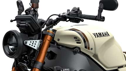 Yamaha XSR 900 Ivory Japan