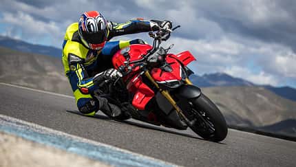 Ducati Streetfighter V4S 2025 Fahrtest
