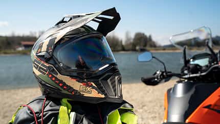 Adventure-Motorradhelm