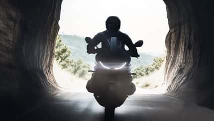 BMW R 1300 RS Teaser (04/2025) BMW R 1300 RS Teaser (04/2025)