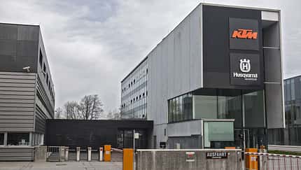 KTM Werk Eingang