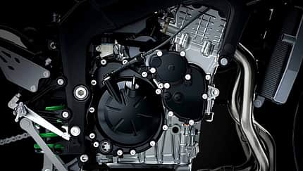 Motor Kawasaki Ninja ZX-6R (2025)