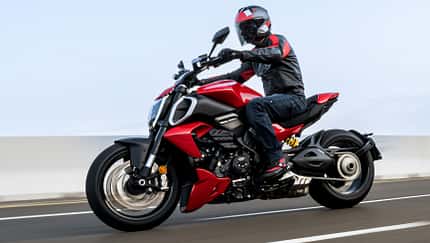 Ducati Diavel V4 (2025)