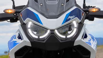 Honda Africa Twin CRF 1100 L und BMW R 12 G/S Vergleichstest Honda Africa Twin CRF 1100 L und BMW R 12 G/S Vergleichstest