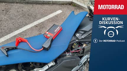 Starthilfegerät, Folgenbanner für Kurvendiskussion Folge 102