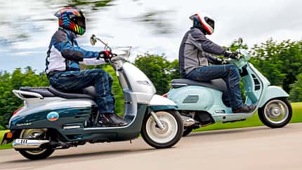 125er-Champs Test Vespa GTS 125 und Peugeot Django Classic 125