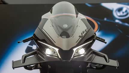 CFMoto V4 SR-RR (EICMA 2025) CFMoto V4 SR-RR (EICMA 2025)
