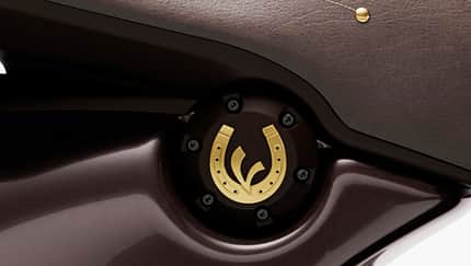 Vespa 946 Horse (2026)