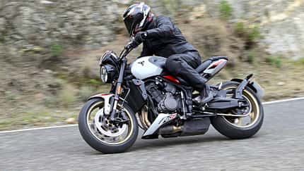 Fahrbericht Triumph Trident 800 (2026) Fahrbericht Triumph Trident 800 (2026)