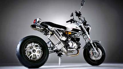Honda Monkey 125 als Custombike mit Einarmschwinge von G-Craft Honda Monkey 125 als Custombike mit Einarmschwinge von G-Craft
