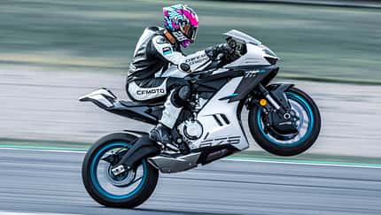 CFMoto 675 SR-R (2026)