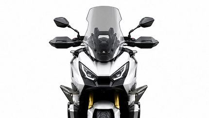QJMotor X-Adventure 900 Maxi-Scooter Concept (08/2026)